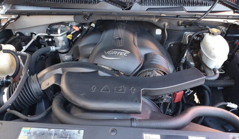 								2004 GMC Yukon Denali full									