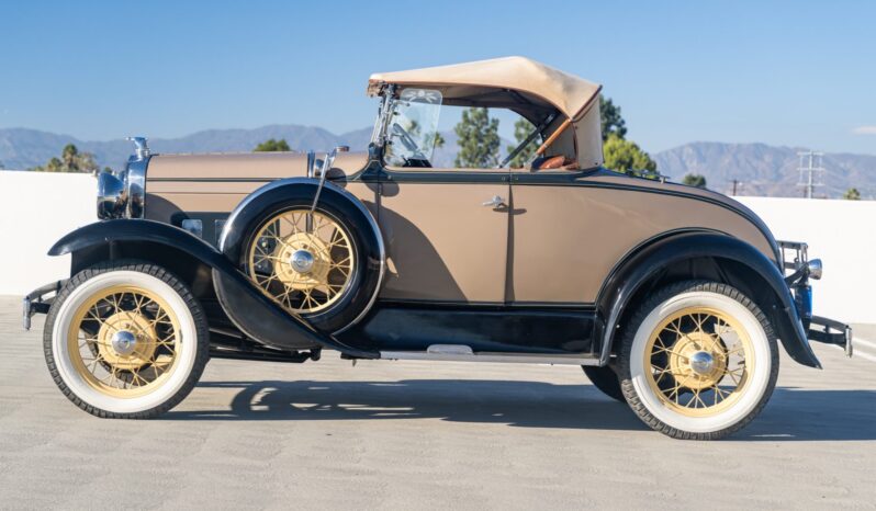 
								1931 Ford Model A Roadster full									