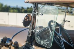 
										1931 Ford Model A Roadster full									