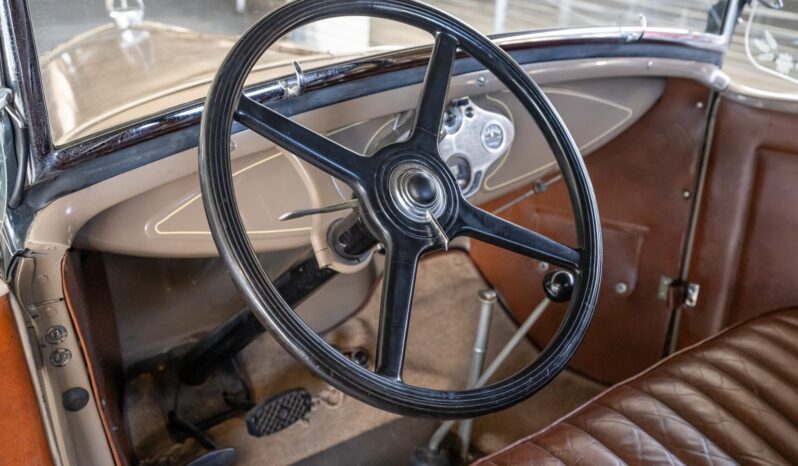 
								1931 Ford Model A Roadster full									