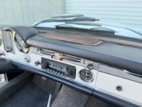 1967 Mercedes-Benz 230SL