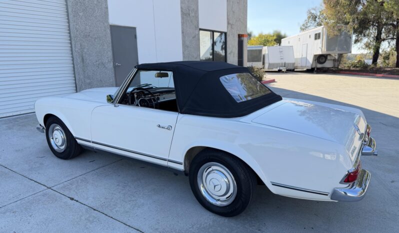 								1967 Mercedes-Benz 230SL full									