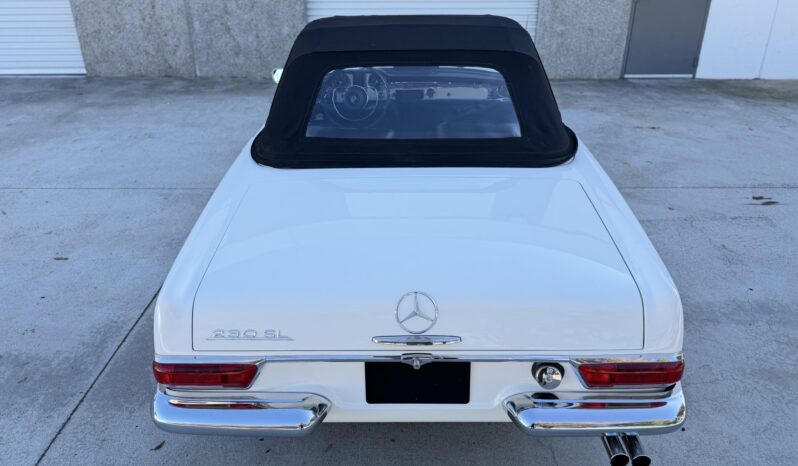 								1967 Mercedes-Benz 230SL full									