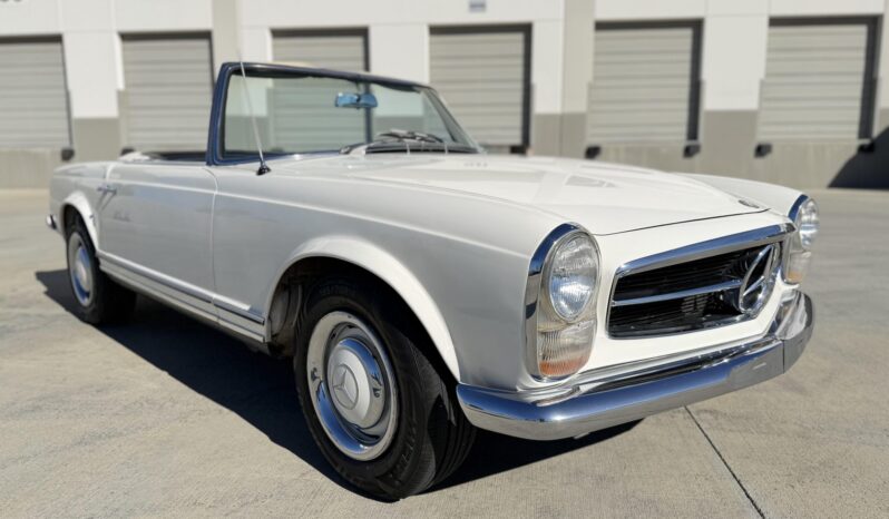 								1967 Mercedes-Benz 230SL full									