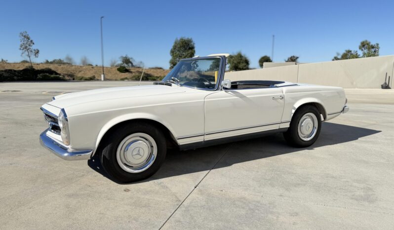 								1967 Mercedes-Benz 230SL full									