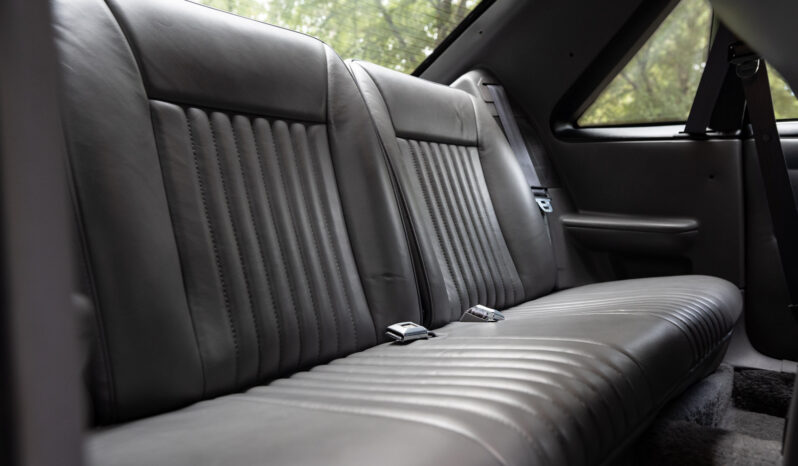 								1993 Ford Mustang SVT Cobra full									