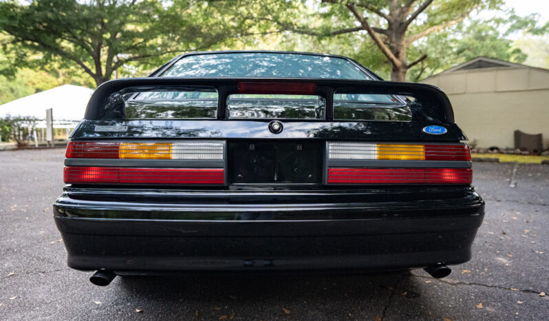 								1993 Ford Mustang SVT Cobra full									