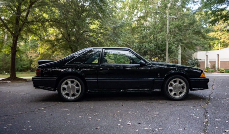 								1993 Ford Mustang SVT Cobra full									