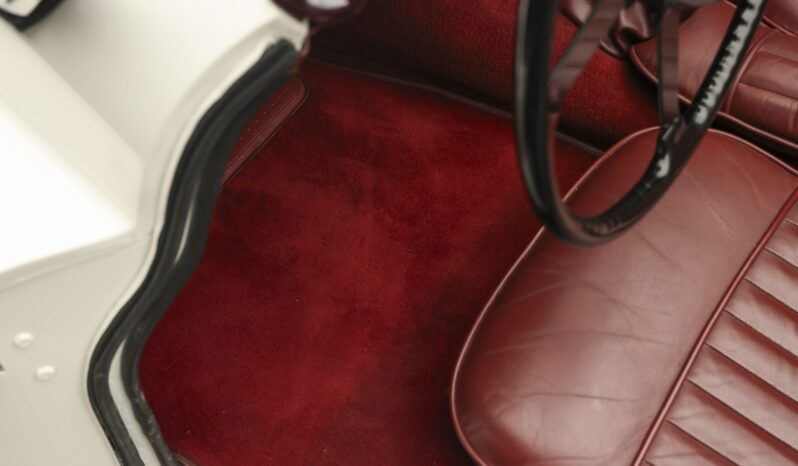 								1954 Jaguar XK120 SE Roadster full									