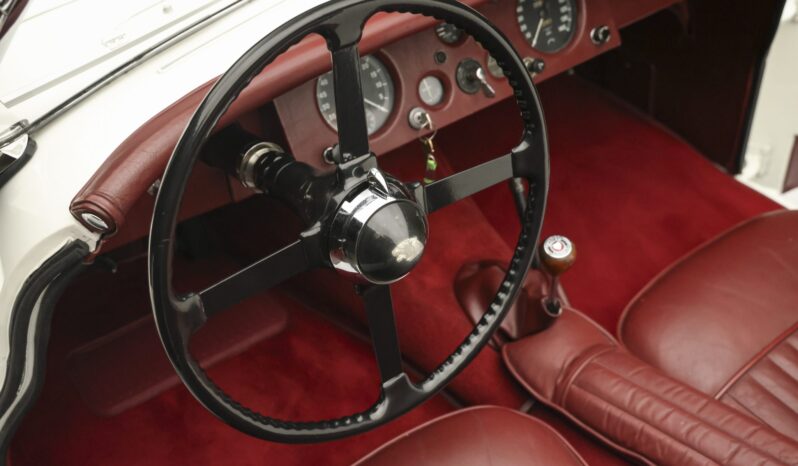 								1954 Jaguar XK120 SE Roadster full									