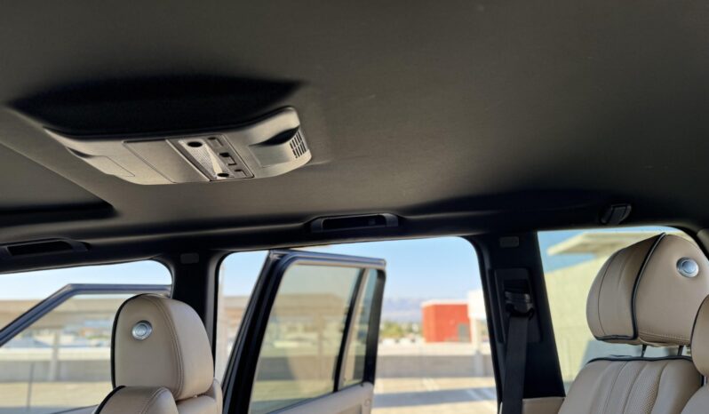 
								2012 Land Rover Range Rover Supercharged full									