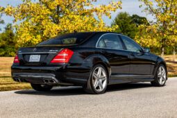 										2011 Mercedes-Benz S63 AMG full									