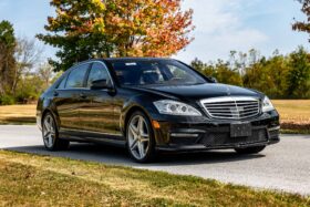 2011 Mercedes-Benz S63 AMG