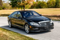 										2011 Mercedes-Benz S63 AMG full									