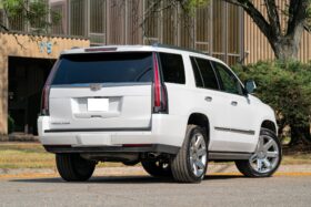 2017 Cadillac Escalade Premium Luxury 4WD