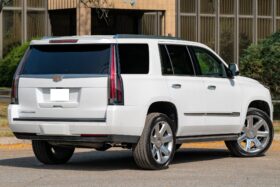 2017 Cadillac Escalade Premium Luxury 4WD