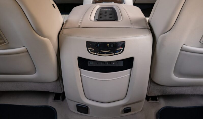 								2017 Cadillac Escalade Premium Luxury 4WD full									