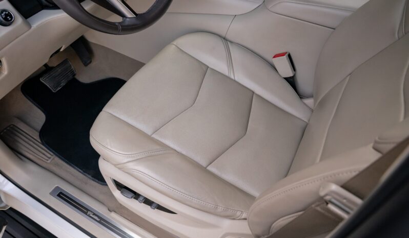 								2017 Cadillac Escalade Premium Luxury 4WD full									