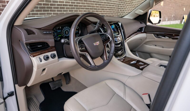 								2017 Cadillac Escalade Premium Luxury 4WD full									