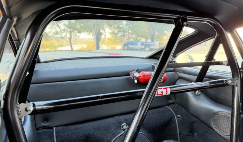 								1975 Porsche 911S Coupe full									