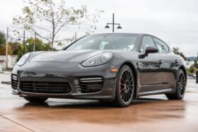 2015 Porsche Panamera GTS