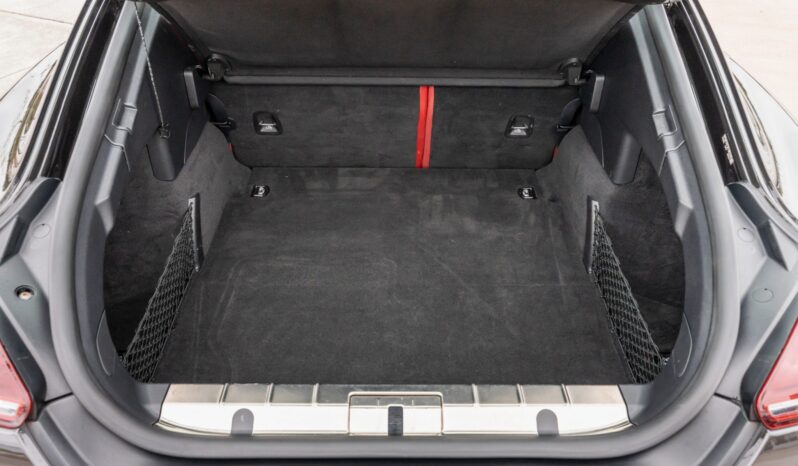 								2015 Porsche Panamera GTS full									