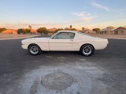 										1965 Ford Mustang Fastback 5-Speed full									