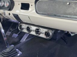 										1965 Ford Mustang Fastback 5-Speed full									