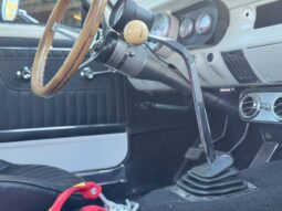 										1965 Ford Mustang Fastback 5-Speed full									