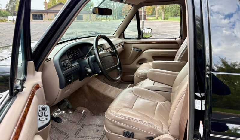 								1996 Ford Bronco Eddie Bauer full									