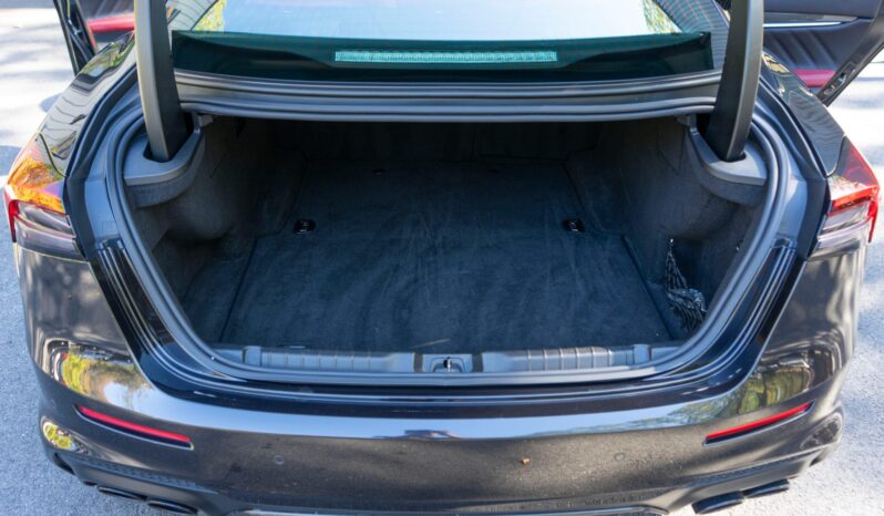 								2021 Maserati Ghibli Trofeo full									