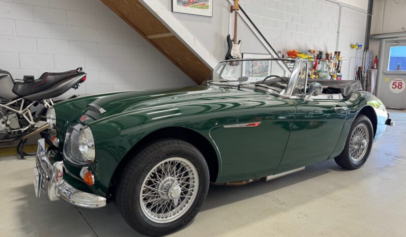 
								1967 Austin-Healey 3000 BJ8 Mk III full									