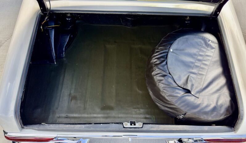 
								1969 Mercedes-Benz 280SL full									