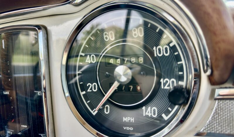 
								1969 Mercedes-Benz 280SL full									