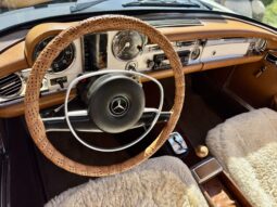 
										1969 Mercedes-Benz 280SL full									