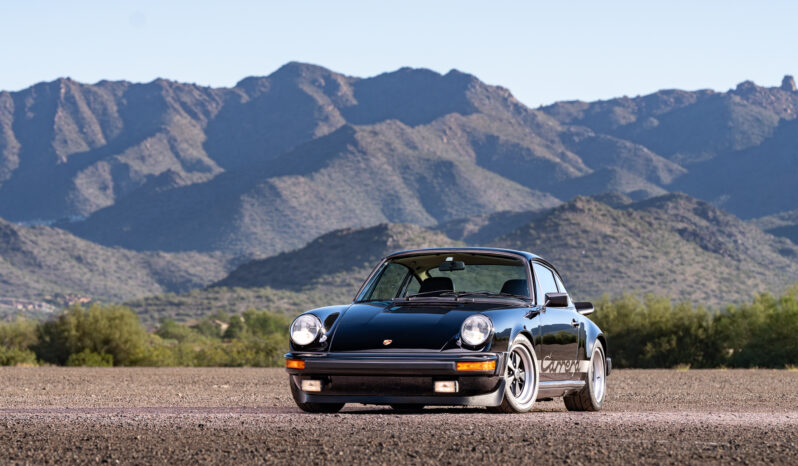 								1975 Porsche 911 Carrera Coupe 5-Speed full									