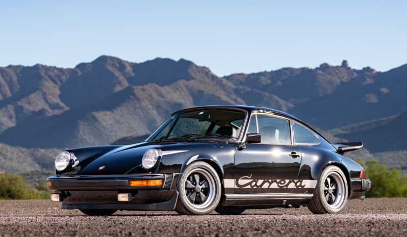 								1975 Porsche 911 Carrera Coupe 5-Speed full									