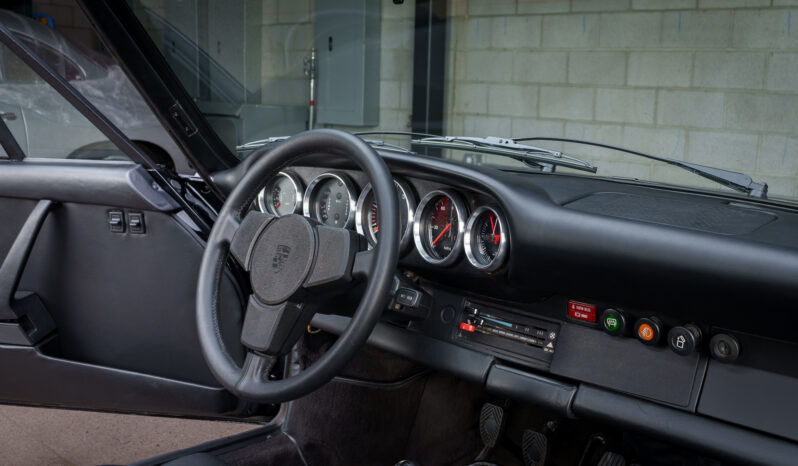 								1975 Porsche 911 Carrera Coupe 5-Speed full									