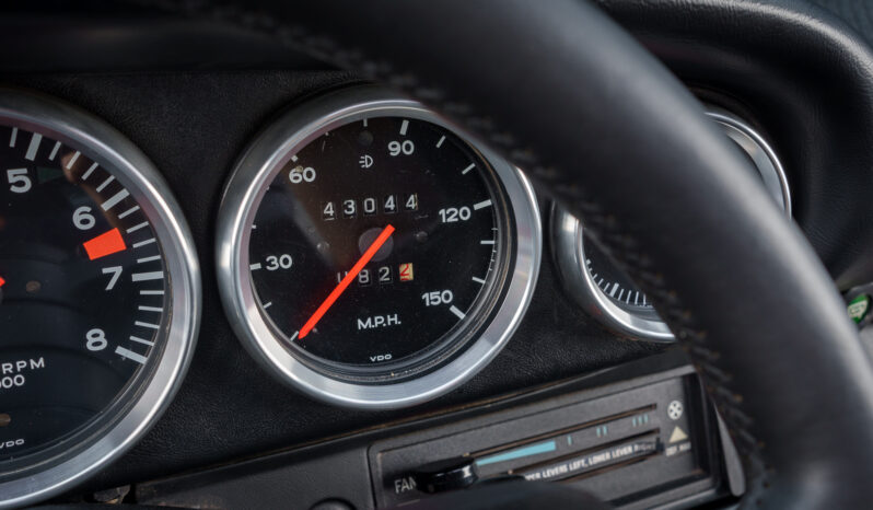 								1975 Porsche 911 Carrera Coupe 5-Speed full									