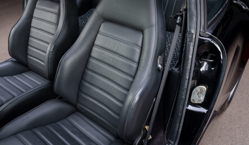 								1975 Porsche 911 Carrera Coupe 5-Speed full									