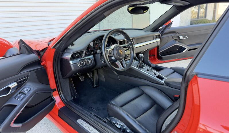 								2017 Porsche 911 Carrera Coupe 7-Speed full									