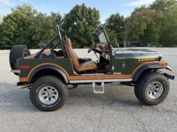 										1984 Jeep CJ-7 Laredo 4-Speed full									