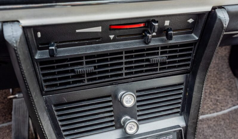 								1971 BMW 2800CS 4-Speed full									