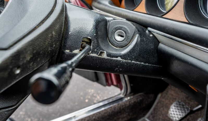 								1971 BMW 2800CS 4-Speed full									