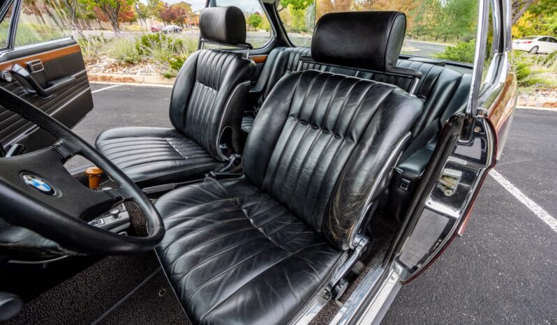 								1971 BMW 2800CS 4-Speed full									