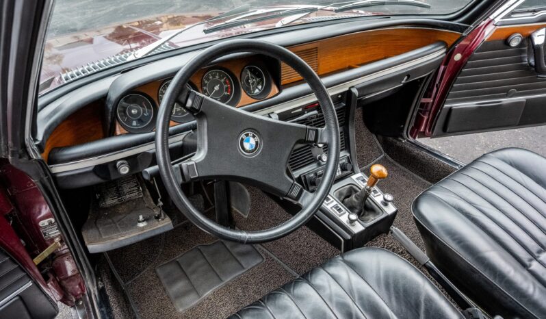 								1971 BMW 2800CS 4-Speed full									