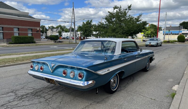 
								1961 Chevrolet Impala Sport Sedan 348 full									