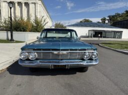 
										1961 Chevrolet Impala Sport Sedan 348 full									