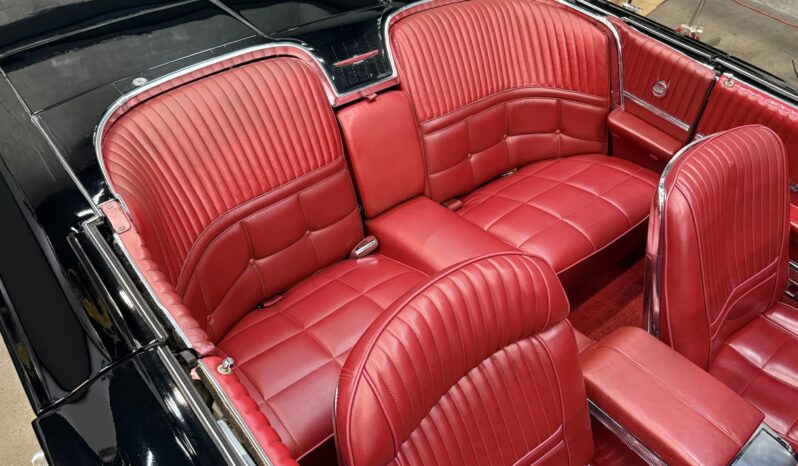 								1966 Ford Thunderbird Convertible 428 full									