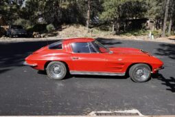 										1963 Chevrolet Corvette Split-Window Coupe 4-Speed full									